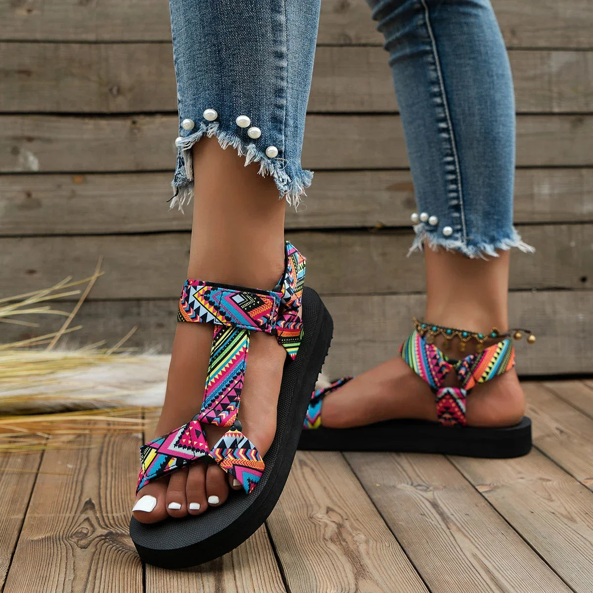 Boho Breeze Sandals - Bæklunartæki sumarsandalar